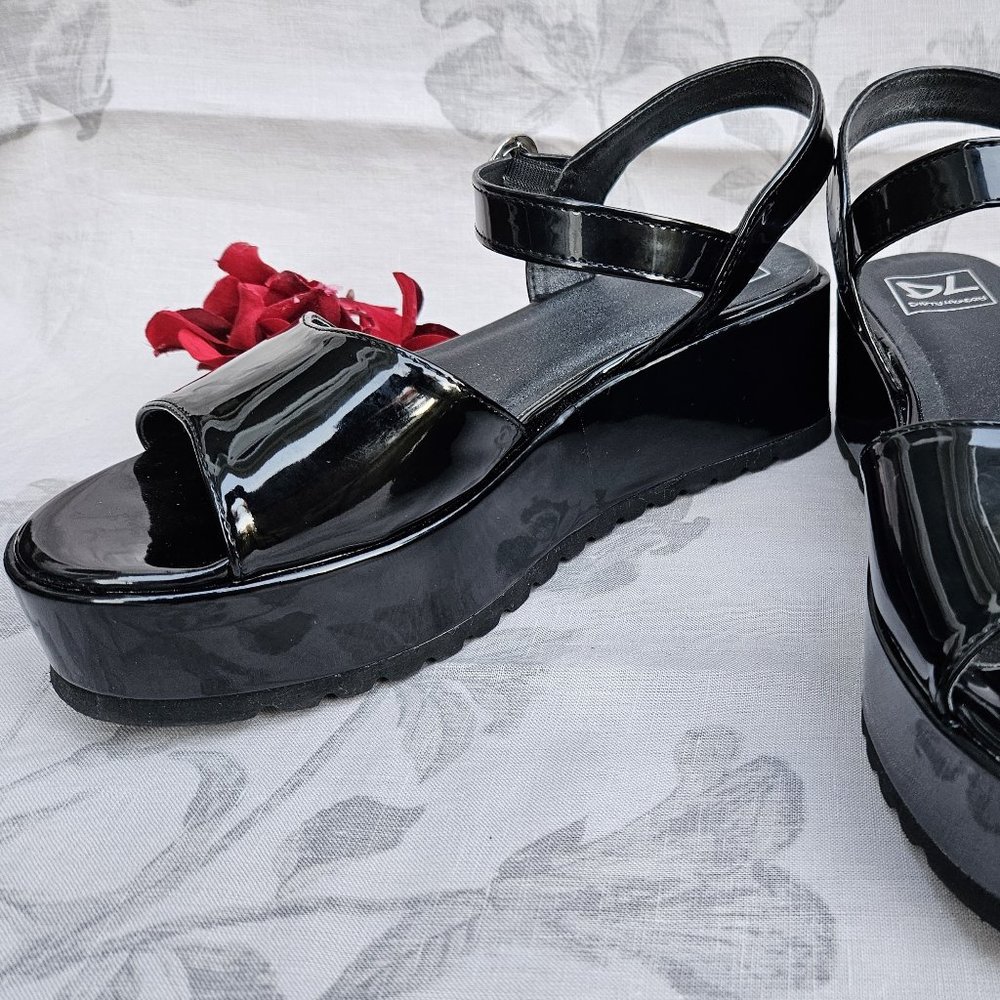 Dirty Laundry Black Paten Leather Sandals